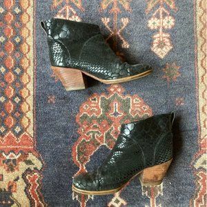 Rachel Comey Penpal Ankle Boot 8